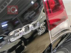 كرايسلر 300